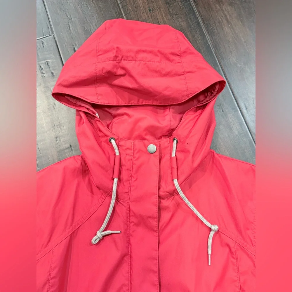 Columbia rain coat, red, medium, new - Picture 3 of 8